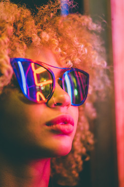 Модные женские солнцезащитные очки 2018 — новые формы и смелый дизайн