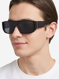 GUESS 00136 01A